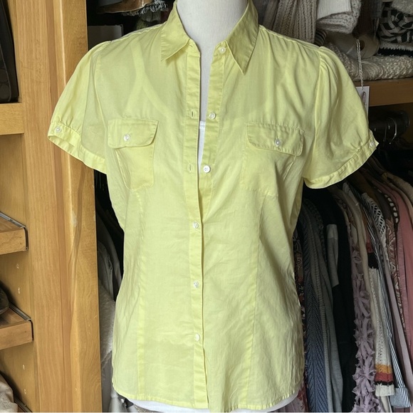 ⭐️BOGO FREE⭐️ THE LIMITED Lemon Button-up Short Sleeve Blouse - Picture 1 of 5